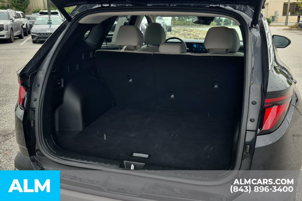 Used 2025 Hyundai Tucson SEL FWD image 8