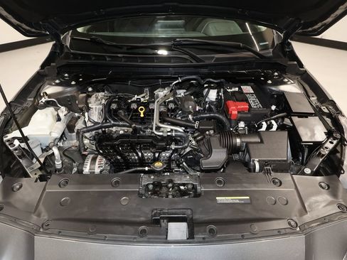 Used 2025 Nissan Altima 2.5 SV AWD/4WD image 28