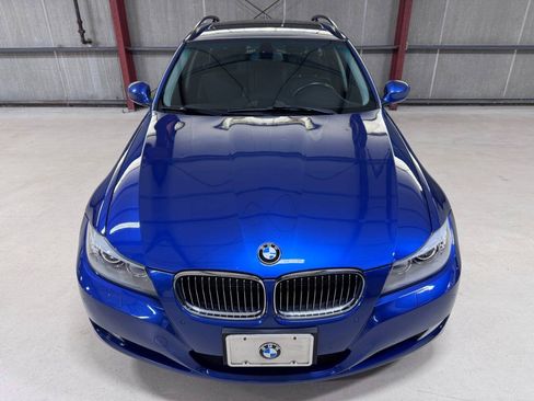 Used 2010 BMW 328i xDrive Wagon AWD/4WD image 14