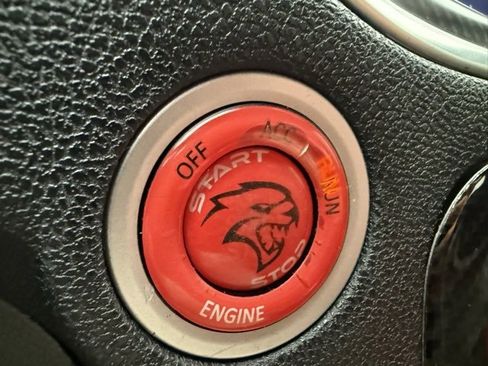 Used 2017 Dodge Charger SRT Hellcat w/ Harman/Kardon Audio Group image 21