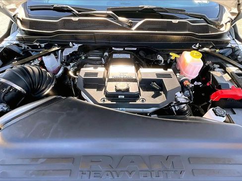 New 2024 RAM 5500 Tradesman w/ Chrome Appearance Group image 25