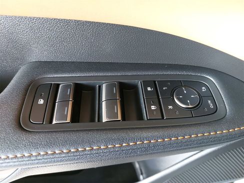 Used 2023 Lexus RX 350 Premium image 30