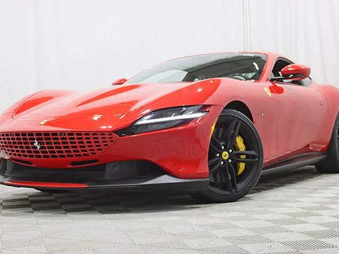 Used 2021 Ferrari Roma RWD image 7