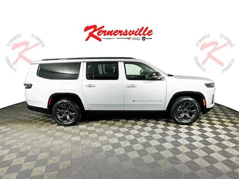 New 2026 Jeep Grand Wagoneer L Limited image 8