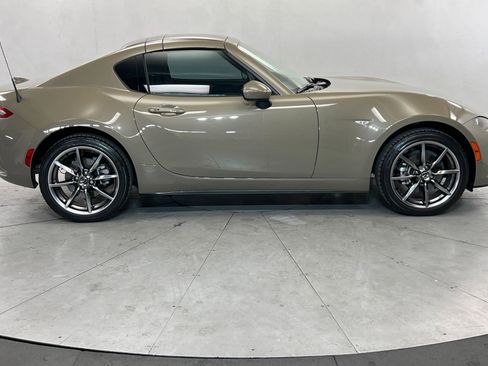 Used 2023 MAZDA MX-5 Miata Grand Touring RWD image 7