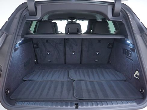 Used 2026 BMW iX xDrive45 w/ Premium Package image 21