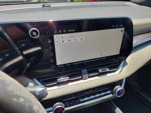 Used 2025 Chevrolet Equinox LT w/ Convenience Package II FWD image 16