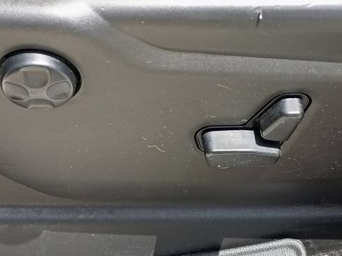 Used 2019 Dodge Durango GT AWD/4WD image 21