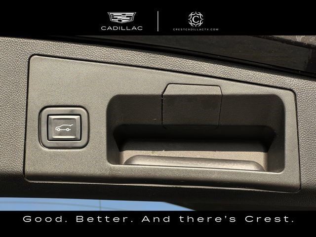 Certified 2023 Cadillac XT4 Luxury w/ Cold Weather Package AWD/4WD image 29