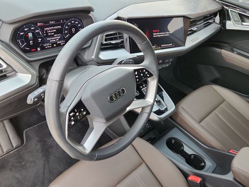 Used 2023 Audi Q4 e-tron Premium Plus w/ Premium Plus AWD/4WD image 4