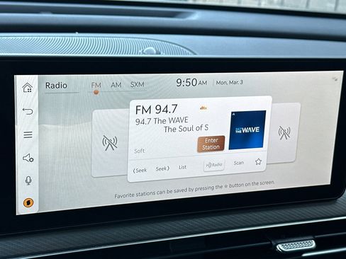 Used 2025 Genesis GV60 RWD image 19