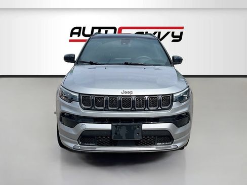 Used 2023 Jeep Compass High Altitude AWD/4WD image 2