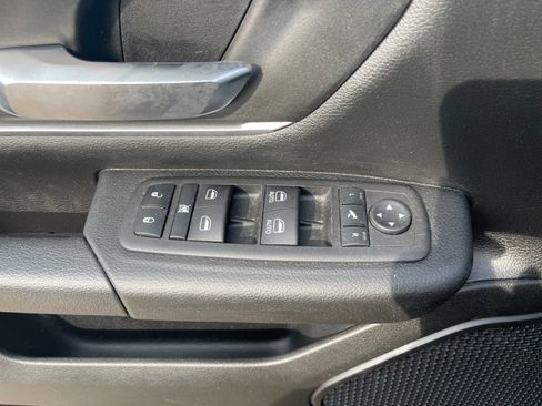 Used 2023 RAM 1500 Big Horn image 12