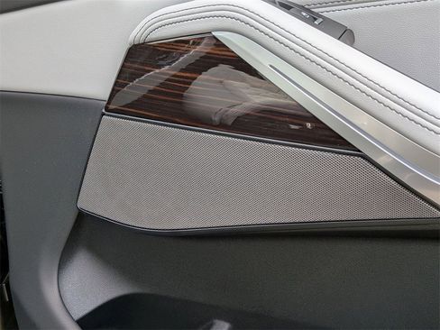 New 2026 BMW X5 xDrive40i image 15