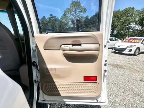 Used 1999 Ford F350 2WD Crew Cab DRW Super Duty image 33