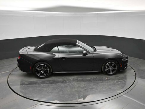 Used 2024 Ford Mustang Premium RWD image 33