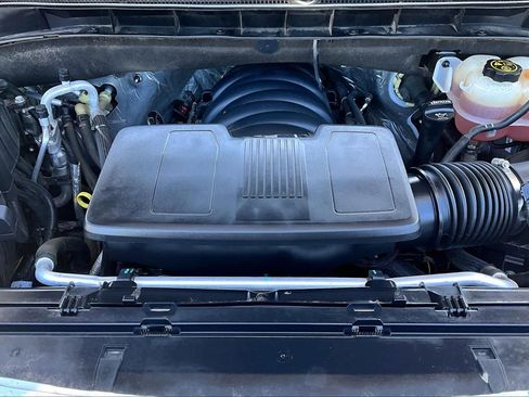 Used 2021 GMC Yukon SLT w/ SLT Premium Package image 32