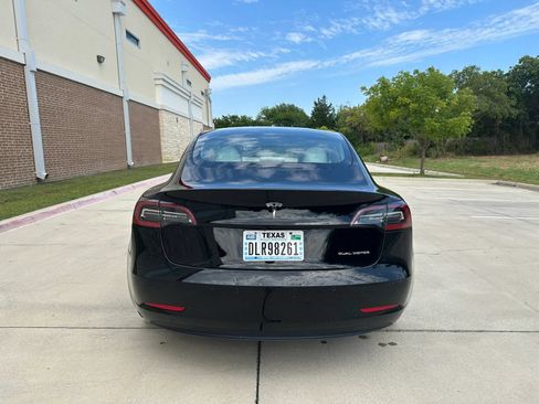 Used 2022 Tesla Model 3 Long Range AWD/4WD image 5