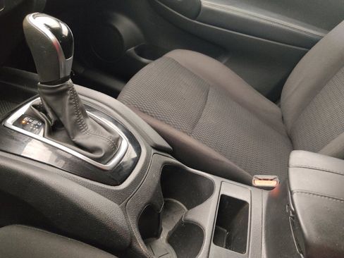 Used 2020 Nissan Rogue Sport S FWD image 26