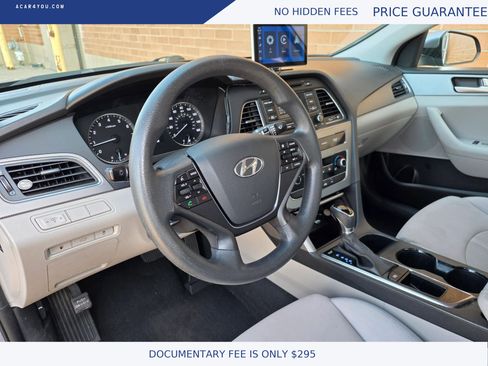 Used 2017 Hyundai Sonata SE FWD image 22