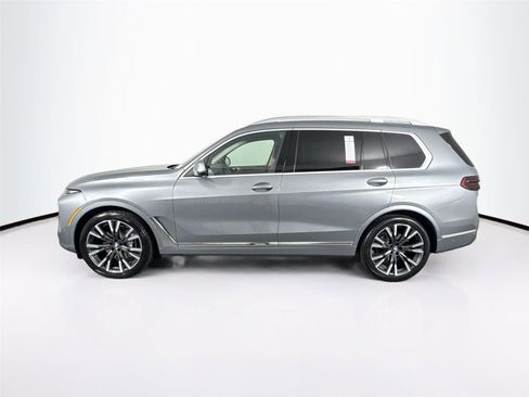 Used 2023 BMW X7 xDrive40i w/ Premium Package image 14