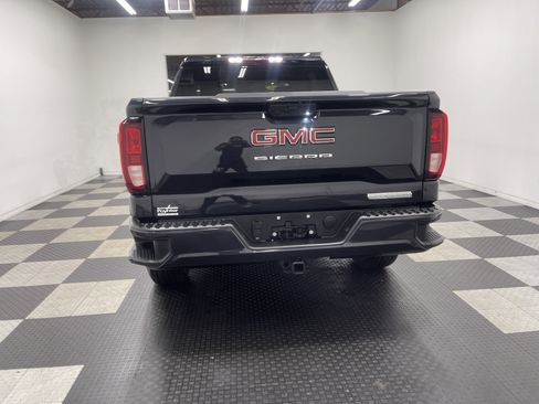 Used 2025 GMC Sierra 1500 Elevation image 3