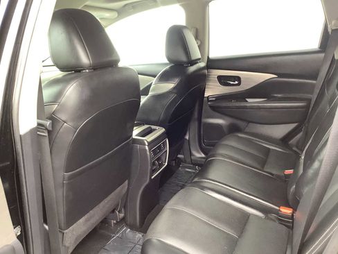 Used 2018 Nissan Murano Platinum image 12