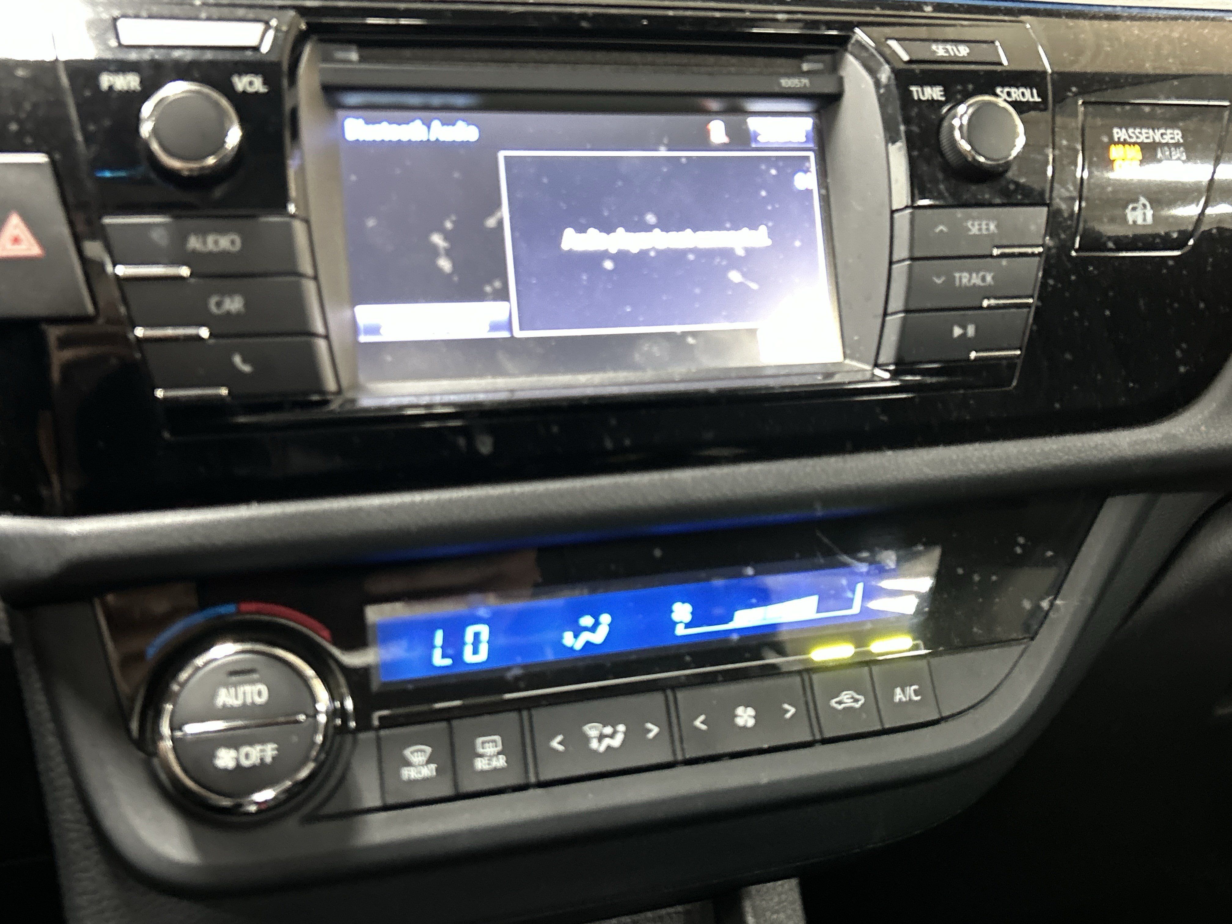 Used 2016 Toyota Corolla S FWD image 9