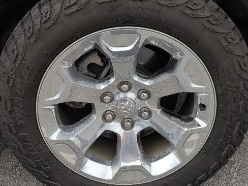 Used 2022 RAM 1500 Big Horn AWD/4WD image 17