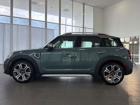 Certified 2024 MINI Cooper Countryman S FWD image 2