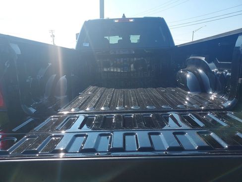 New 2026 RAM 1500 Big Horn AWD/4WD image 9