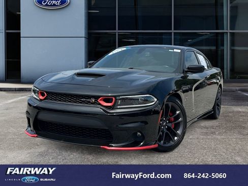 Used 2022 Dodge Charger Scat Pack RWD image 1