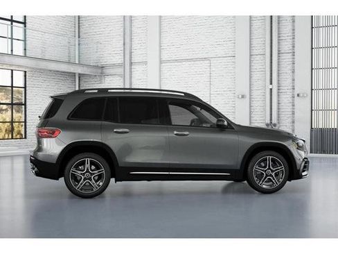 New 2026 Mercedes-Benz GLB 250 4MATIC image 16