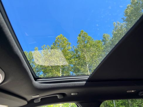 New 2025 Jeep Grand Cherokee Summit image 24