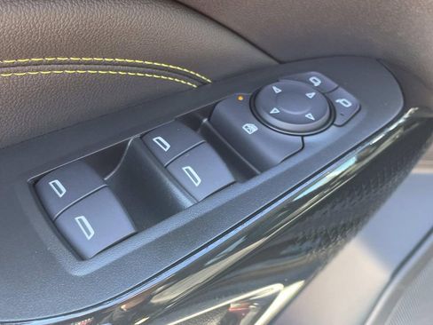 New 2026 Chevrolet Trax LT w/ Driver Confidence Package image 15