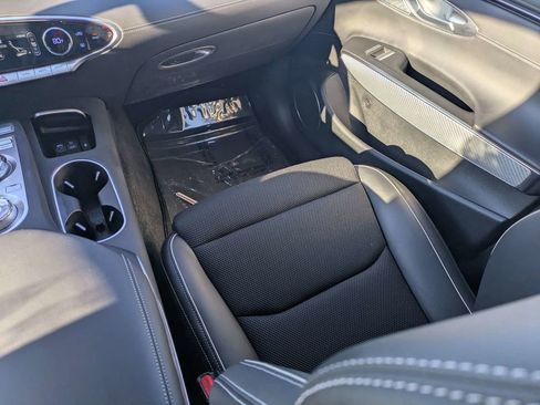 Used 2025 Genesis GV70 3.5T Sport AWD/4WD image 19