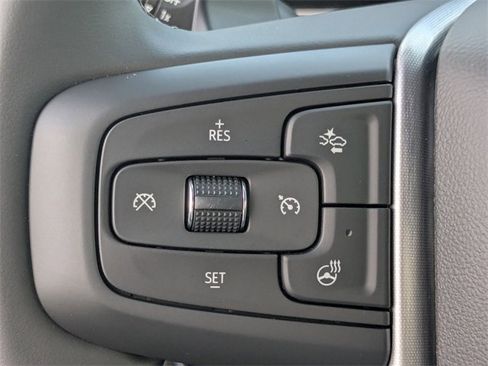 New 2026 GMC Sierra 1500 SLT image 28