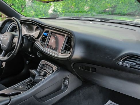 Used 2021 Dodge Challenger R/T w/ Plus Package image 18