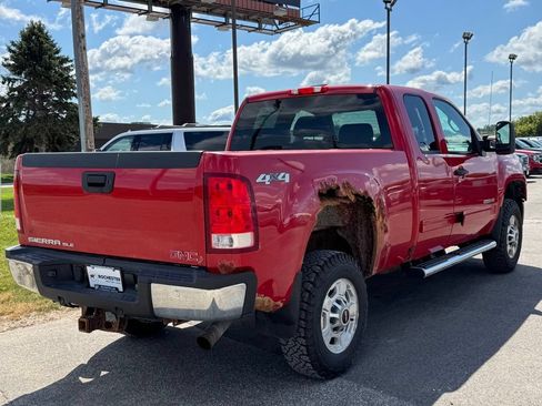 Used 2011 GMC Sierra 2500 SLE w/ SLE Preferred Package AWD/4WD image 32