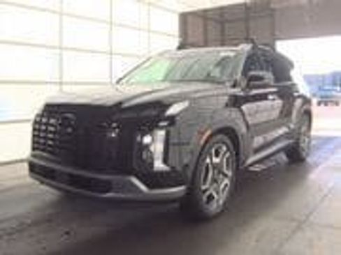 Used 2023 Hyundai Palisade SEL w/ Premium Package AWD/4WD image 2
