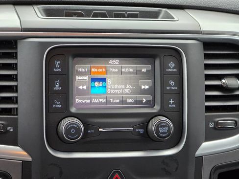 Used 2024 RAM 1500 Classic SLT AWD/4WD image 4