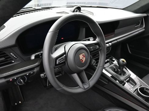 Certified 2026 Porsche 911 GT3 RWD image 18