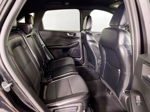 Used 2023 Ford Escape ST-Line AWD/4WD image 25