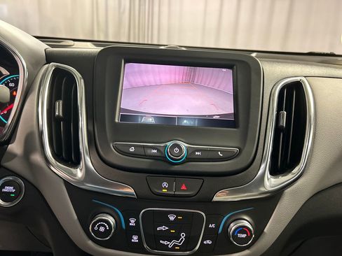 Used 2024 Chevrolet Equinox LS w/ LS Convenience Package FWD image 18