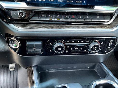 Used 2022 Chevrolet Silverado 1500 RST image 15