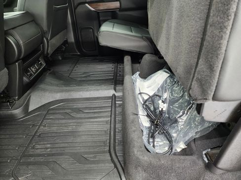 Used 2022 GMC Sierra 2500 SLT w/ LPO, GMC Protection Package image 41