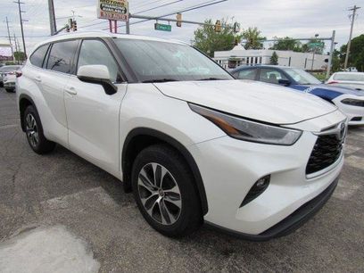 Used 2021 Toyota Highlander XLE