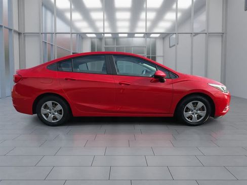 Used 2017 Chevrolet Cruze LS FWD image 2