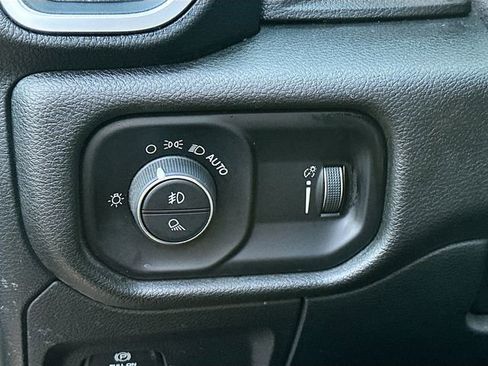 Used 2022 RAM 1500 Big Horn image 11