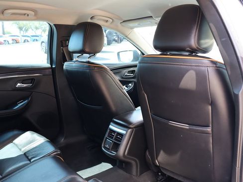 Used 2019 Chevrolet Impala Premier FWD image 28